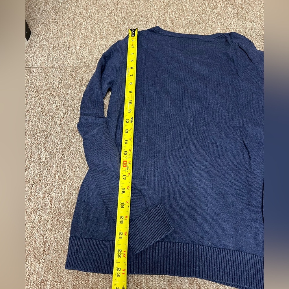 2 Cardigans - Picture 3 of 5